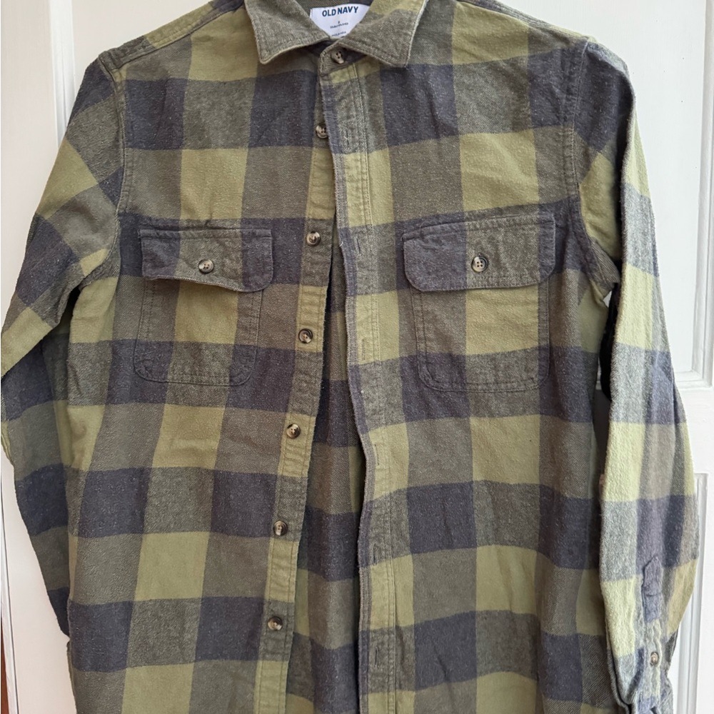 Old Navy Men's Olive and Charcoal Plaid Shirt